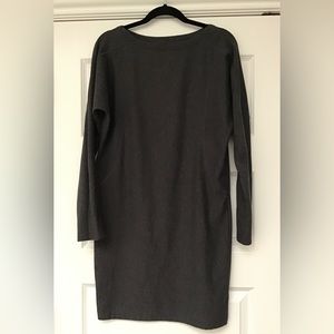 Athleta ~ Knit Long Sleeve Dress ~ M ~ Charcoal Gray ~ EUC